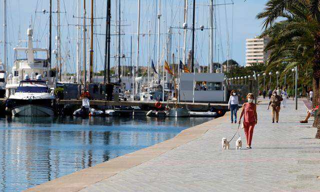 Inzwischen können bei mehreren großen Pauschalveranstaltern schon Sommerferien auf Mallorca reserviert werden.