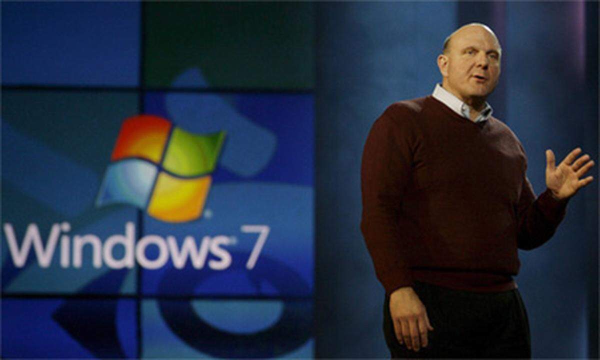 Nach der ungewöhnlich langen Entwicklungszeit für das aktuelle Betriebssystem Windows Vista scheint Windows 7 nach nicht einmal drei Jahren bereits kurz vor der Fertigstellung zu sein. Interessierte können sich die öffentliche Betaversion seit Samstag herunterladen. Ursprünglich wollte Microsoft die Beta auf 2,5 Millionen User beschränken, aufgrund des gewaltigen Ansturms auf die Server hob der Hersteller das Limit wieder auf.
