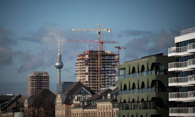 Die Preise für Wohnungen und Häuser in Deutschland sind im dritten Quartal im Rekordtempo gefallen. 