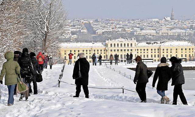 Schoenbrunn im Schnee