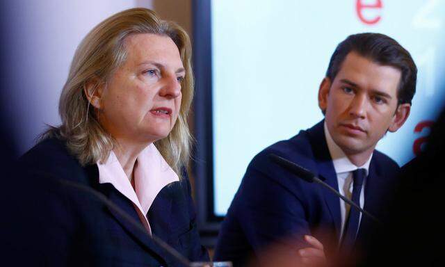 Außenministerin Karin Kneissl und Bundeskanzler Sebastian Kurz.