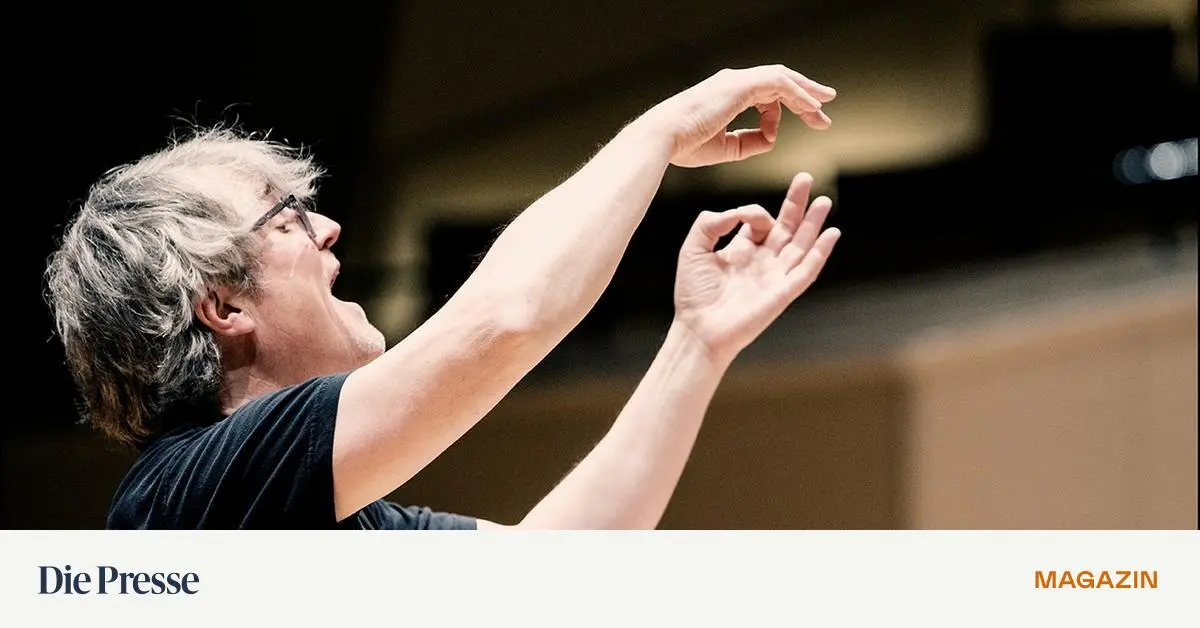 Klangforum-im-Konzerthaus-Ornithologisches-und-Astrologisches-Staunen-und-Schw-rmen-premium-