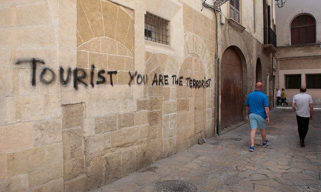 Graffiti in Palma.