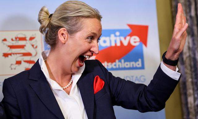 AfD-Co-Parteichefin Alice Weidel feierte am Sonntag in Hessen den zweiten Platz ihrer Partei.
