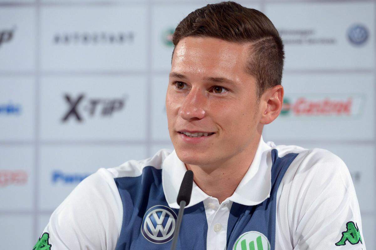 Der teuerste Deutsche in diesem Sommer hieß Julian Draxler, für den Wolfsburg ebenfalls 35 Millionen Euro an Schalke 04 überwies.