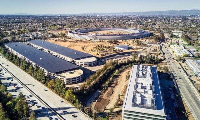 Die neue Apple Firmenzentrale in Cupertino Kalifornien.