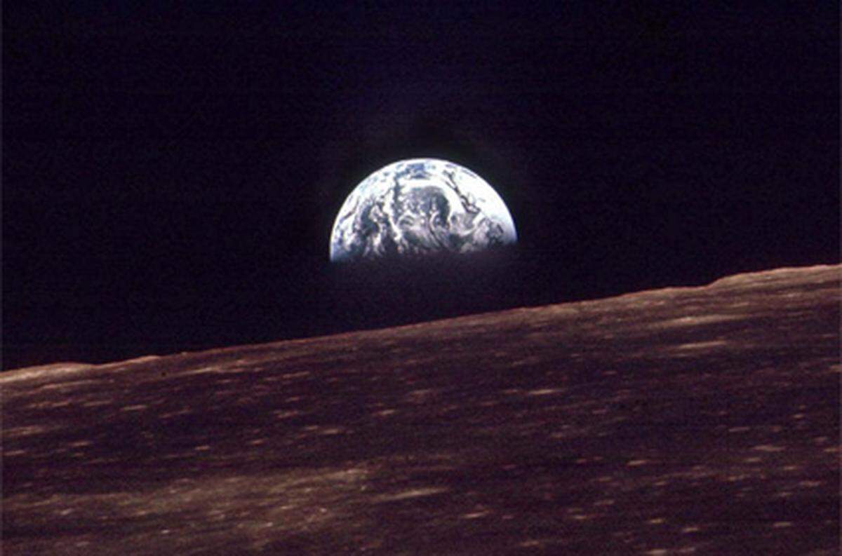 Vorangegangene Apollo-Mission hatten den Mond bereits umkreist und unter anderem diese Aufnahme geschossen.