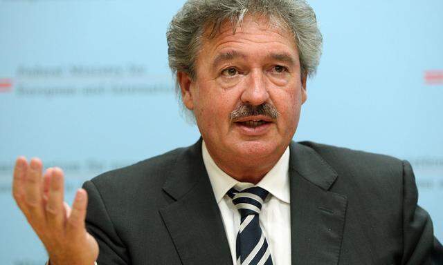 Luxemburgs Außenminister, Jean Asselborn  warnte davor, dass der Wahlsieger die Linie überspannen könnte.