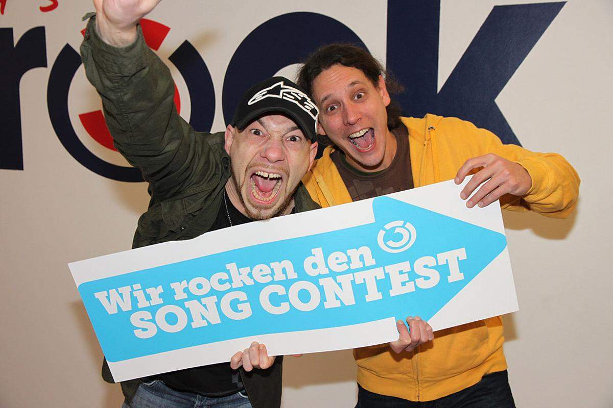 Schwere Gitarren, rollendes "R" und Meidlinger "L": Mit "Wir san do net zum Spaß" wollen die Wiener den heimisch gefärbten Rock n' Roll zurück in den Song Contest bringen. Zumindest über mangelndes Engagement kann man sich nicht beklagen.  Publikum: Platz 4, Jury: Platz 13, Gesamt: Platz 6