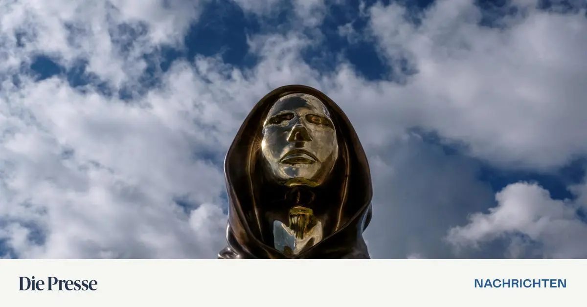 Im-Kryptowinter-feiert-Bitcoin-den-17-Geburtstag-premium-