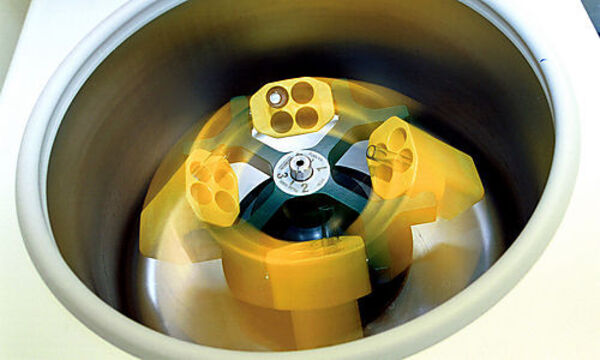 Symbolfoto: Blutzentrifuge