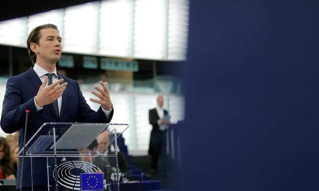 „Die Diskussionen in Deutschland zeigen, dass Europa den Fokus auf Außengrenzen benötigt“, sagte Bundeskanzler Sebastian Kurz in Straßburg. 