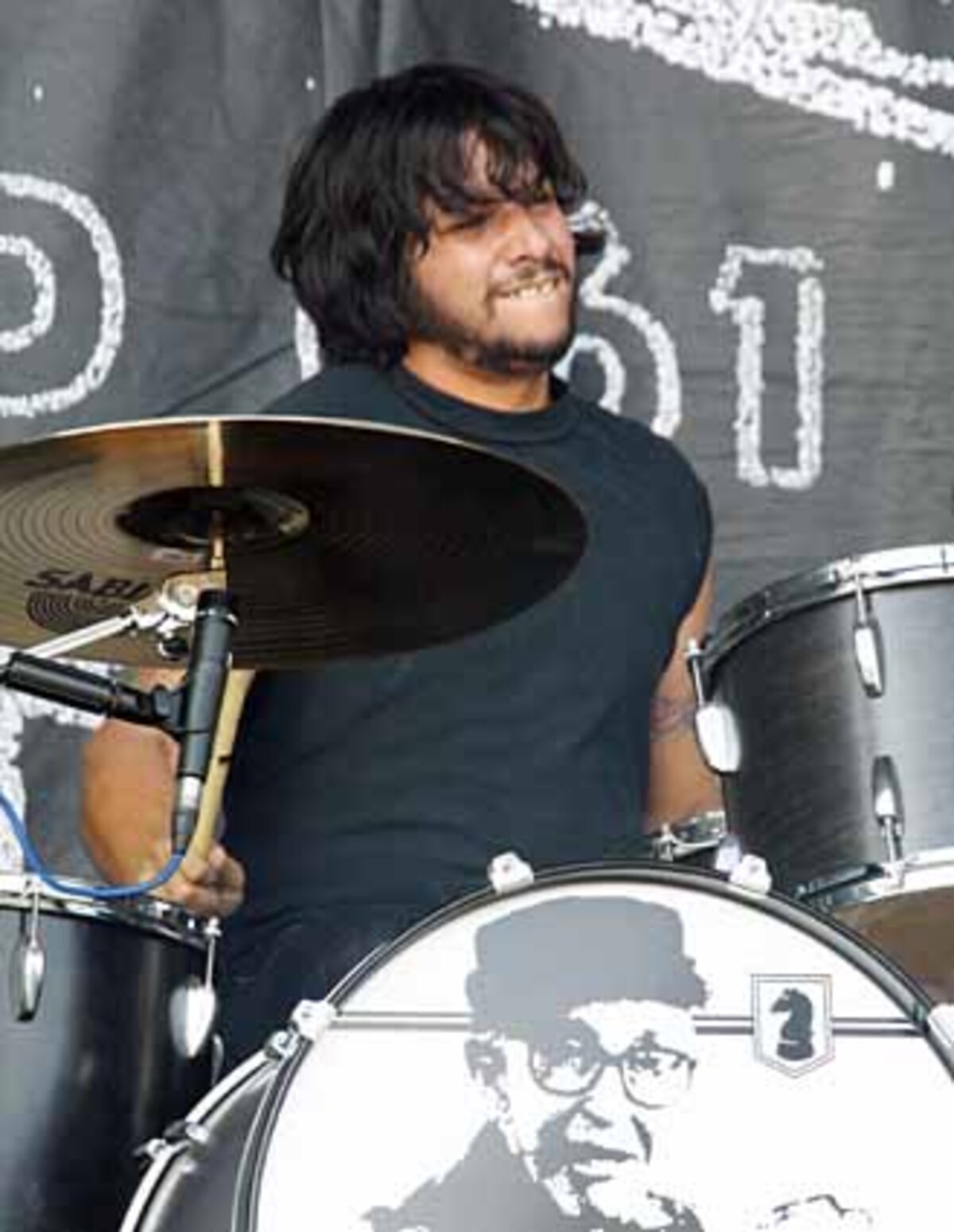 In dichten narrativen Songs skizzierten die vier Mannen aus New Jersey  Sehnsuchtslandschaften des amerikanischen Traums: „"And in the wild desert sun, we drove straight on through the night"“, heißt es in "„The Backseat“".  Nach nicht ganz einer Stunde packten The Gaslight Anthem ihren Totenkopf-Banner und ihre FC St. Pauli-Flagge wieder ein, am 7. November kehren sie für einen Auftritt in der Arena nach Österreich zurück.