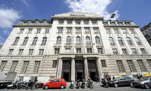 WIEN: BANK AUSTRIA ZENTRALE IN DER SCHOTTENGASSE