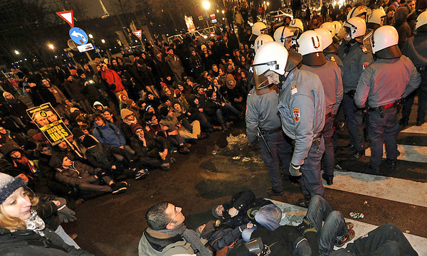 WIEN: DEMONSTRATION GEGEN DEN AKADEMIKERBALL DER FP�