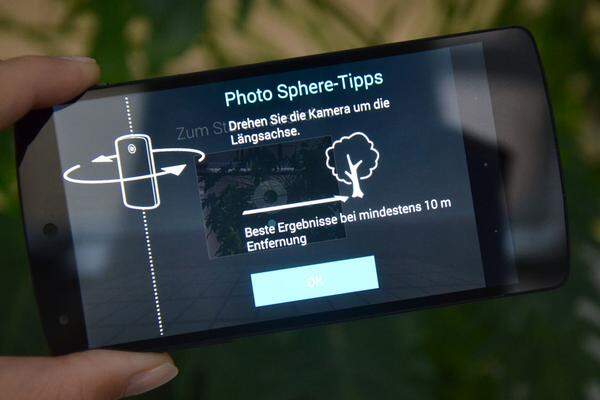 Neu ist auch ein Panorama-Modus, der wie in Microsofts Photosynth spärische Panoramen ermöglicht.