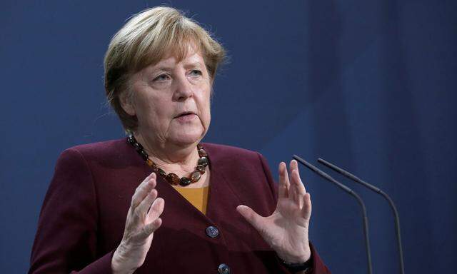 Als EU-Vorsitz werde Deutschland alle Optionen ausloten, verspricht Kanzlerin Angela Merkel, "da stehen wir noch ganz am Anfang".