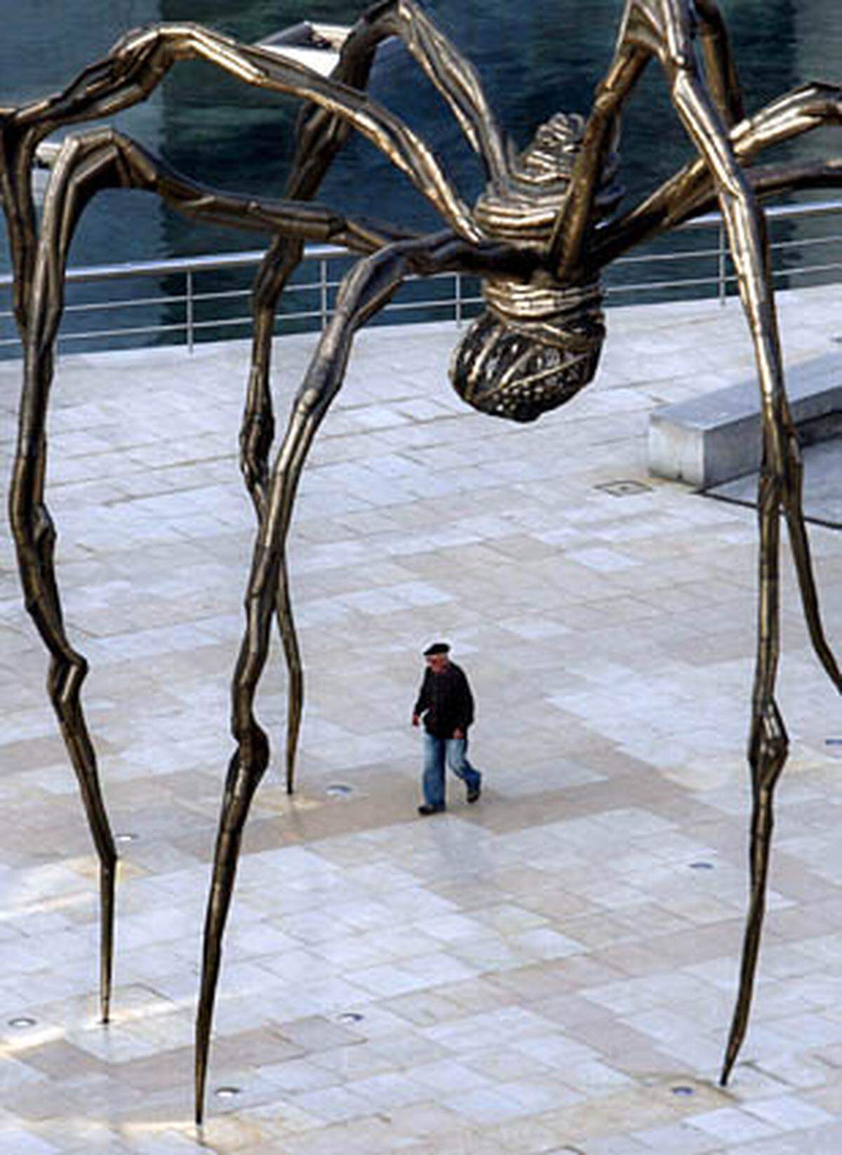 Bekannt ist Bourgeois vor allem für ihre riesigen Spinnen aus Bronze, unter denen Menschen wie kleine Insekten wirken.  Die Skulpturen sind in zahlreichen großen Museen vertreten, darunter im New Yorker Museum of Modern Art, im Centre Pompidou in Paris, in der Londoner Tate Gallery und im Museum Ludwig in Köln.