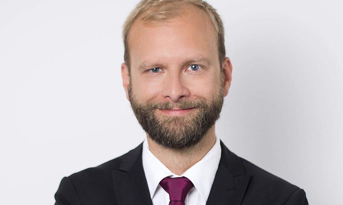 Ebenso ist Christoph Riegler seit Jahresbeginn Partner im Tax-Bereich bei Deloitte Österreich, wo er seit 17 Jahren arbeitet.  Der gebürtige Niederösterreicher hat seinen Schwerpunkt auf Konzernsteuerrecht und M&amp;A-Beratung gelegt.