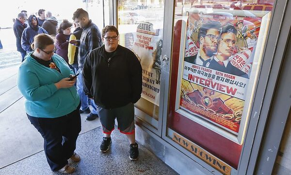 "The Interview" zog trotz Anschlagsdrohungen zahlreiche Kinobesucher in den USA an.