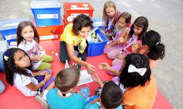 Auch die Kinderuni hat heuer Corona-bedingt ein ungewöhnliches Sommerprogramm (Archivbild 2014).