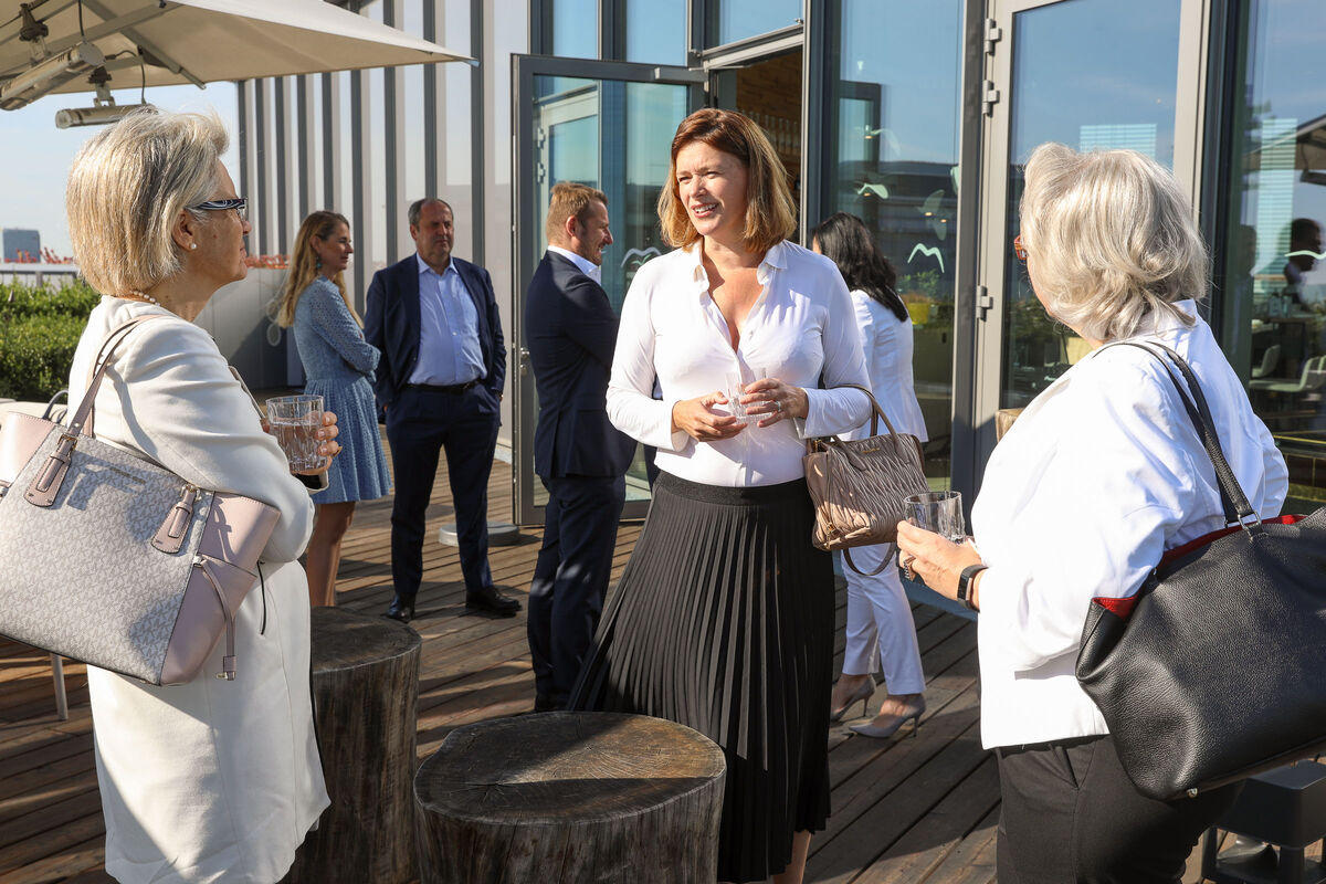 Petra Bohuslav, Kaufmännische Geschäftsführerin Wiener Staatsoper, Monique Dekker, Generaldirektorin Hotel Park Hyatt und Ursula Würze, Geschäftsführerin Edenred Austria ( v.li.n.re.)        
