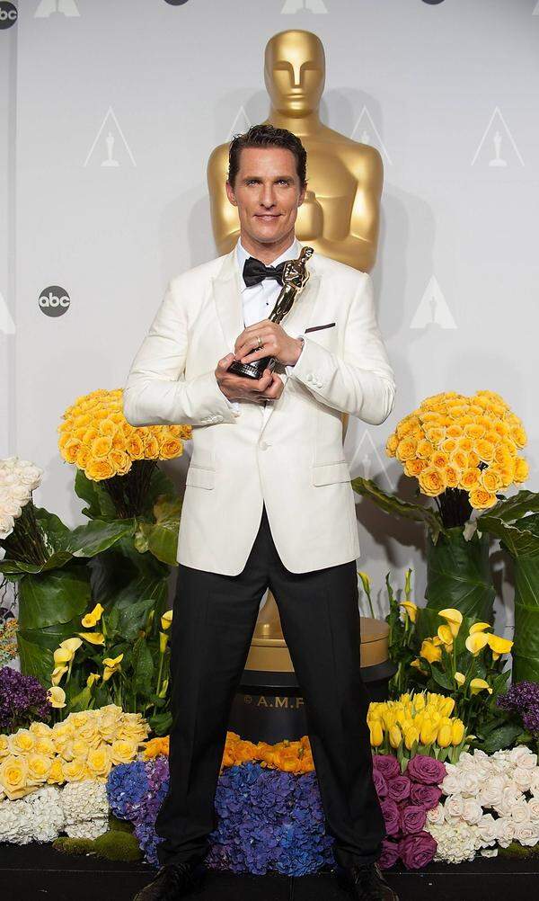Es hat sich gelohnt. McConaughey erhielt im Jahr 2014 den Oscar als Bester Hauptdarsteller.
