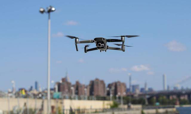 US-DRONE-MAKER-DJI-DEBUTS-LATEST-PRODUCT-IN-NEW-YORK