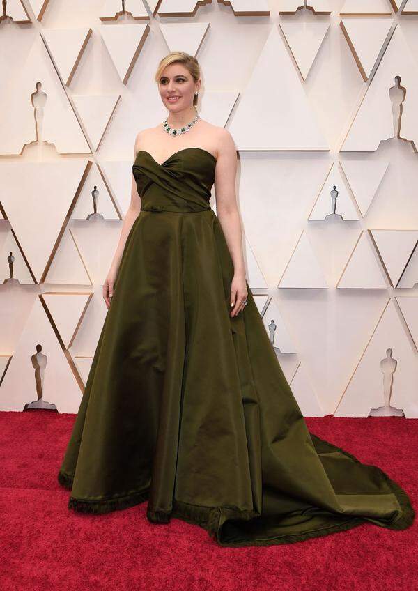 Greta Gerwig in Dior.