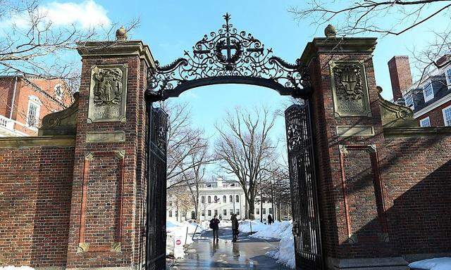 Die Tore der harvard-Universität in Boston