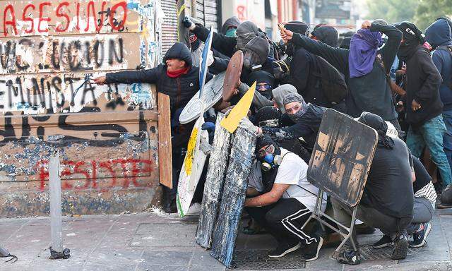 Protests against Chile's government in Valparaiso