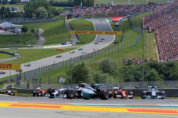 Williams bot Mercedes zwar die Stirn, den Sieg machten sich die Silberpfeile aber schließlich untereinander aus.