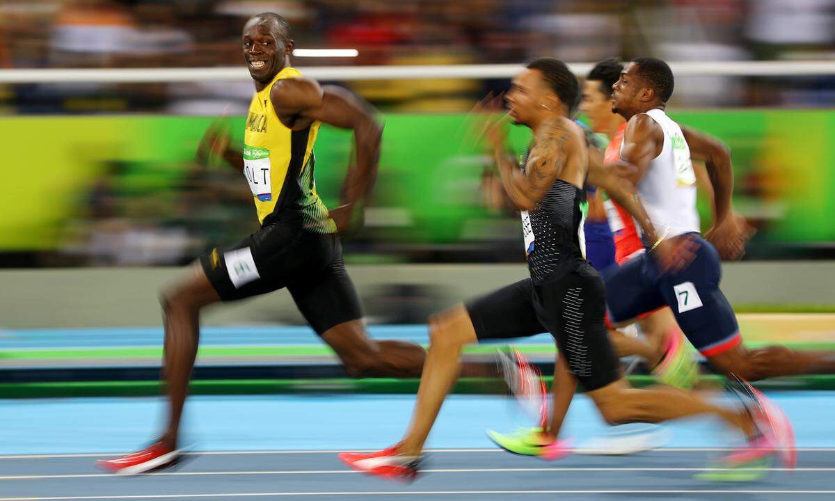 14. August 2016. Er prägte die Leichtathletik nachhaltig: Der Jamaikaner Usain Bolt sprintete auch bei den Olympischen Spielen in Rio de Janeiro zu Gold über 100 und 200 Meter - hier ein Bild aus dem Halbfinale über 100 Meter, wo er Kräfte sparte und die Konkurrenz im Blick hielt.
