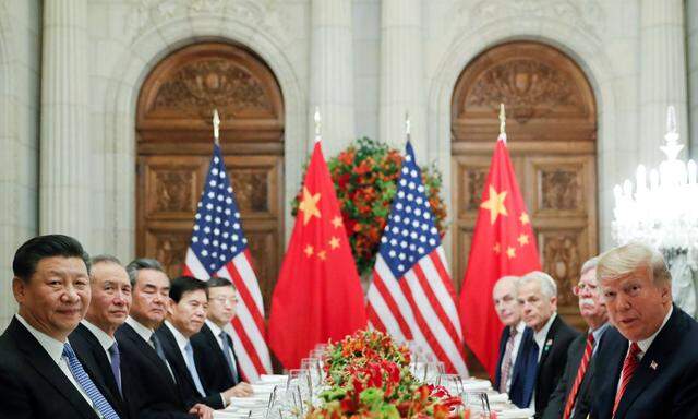 US-Präsident Donald Trump (re.) und sein chinesischer Amtskollege Xi Jinping (li.).