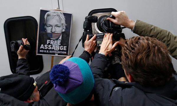 Proteste gegen die drohende Auslieferung von Julian Assange an die USA. Noch gibt es Einspruchsoptionen. 