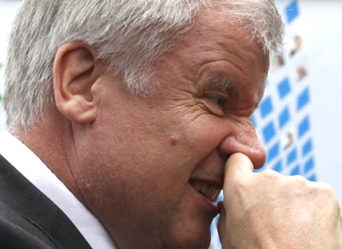  "Ich will nicht, dass Deutschland wieder von Sozialisten und Kommunisten regiert wird."Horst Seehofer, CSU-Vorsitzender