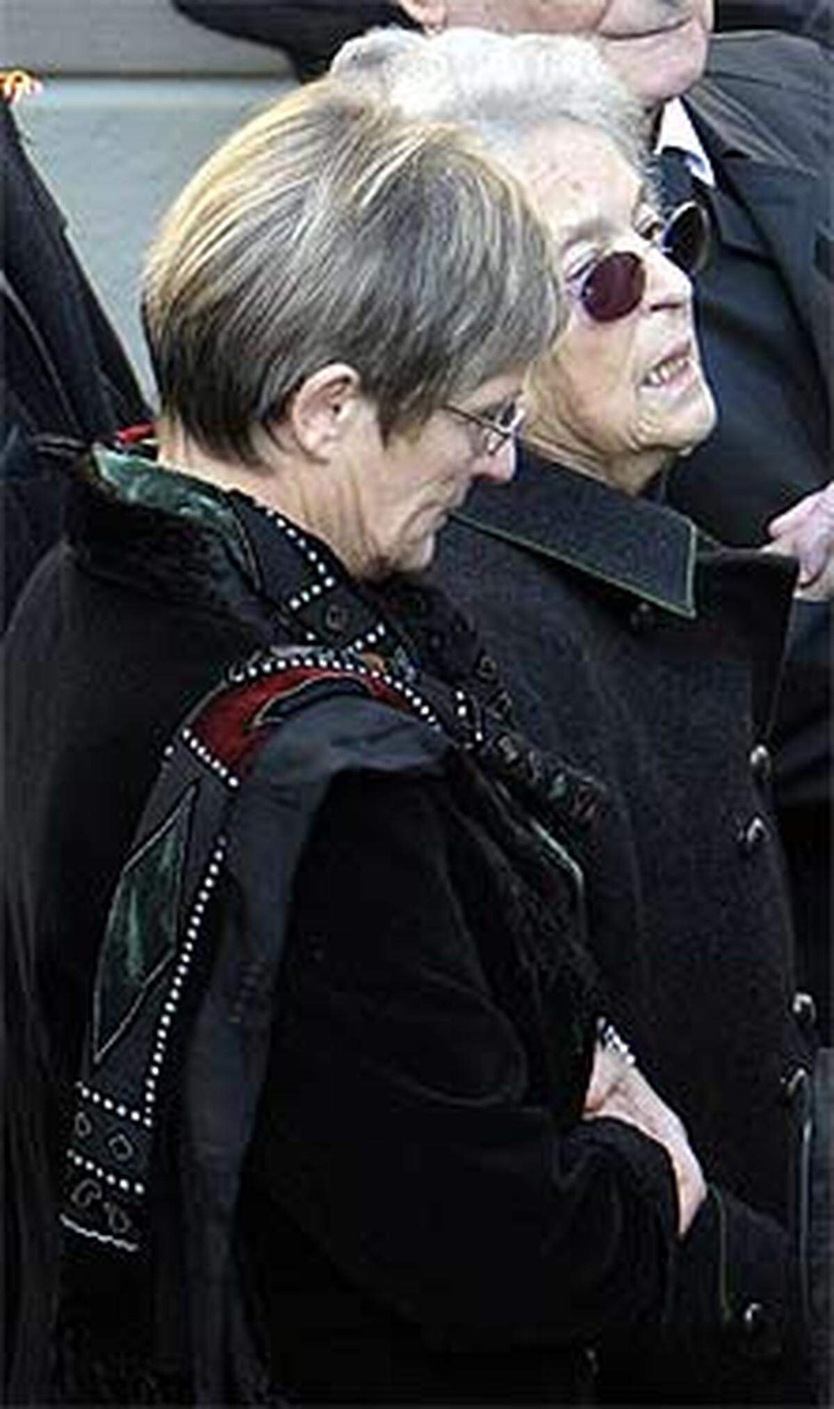 Haiders Schwester Ursula Haubner und seine Mutter Dorothea.
