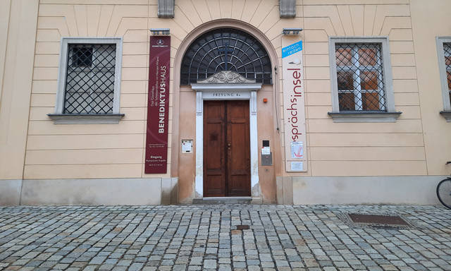 Das Angebot der Gesprächsinsel kann jeder kostenlos, anonym und ohne Anmeldung in Anspruch nehmen.