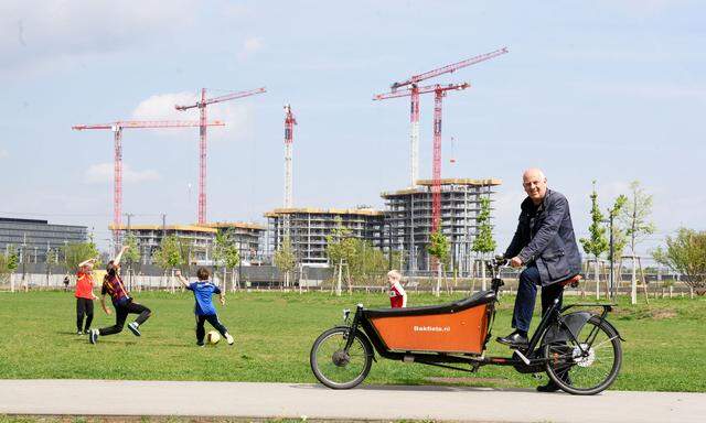 Der heimliche Herr über die neuen Wohnprojekte: Wenn in Wien gebaut wird, kommt man an Christoph Chorherr kaum vorbei.