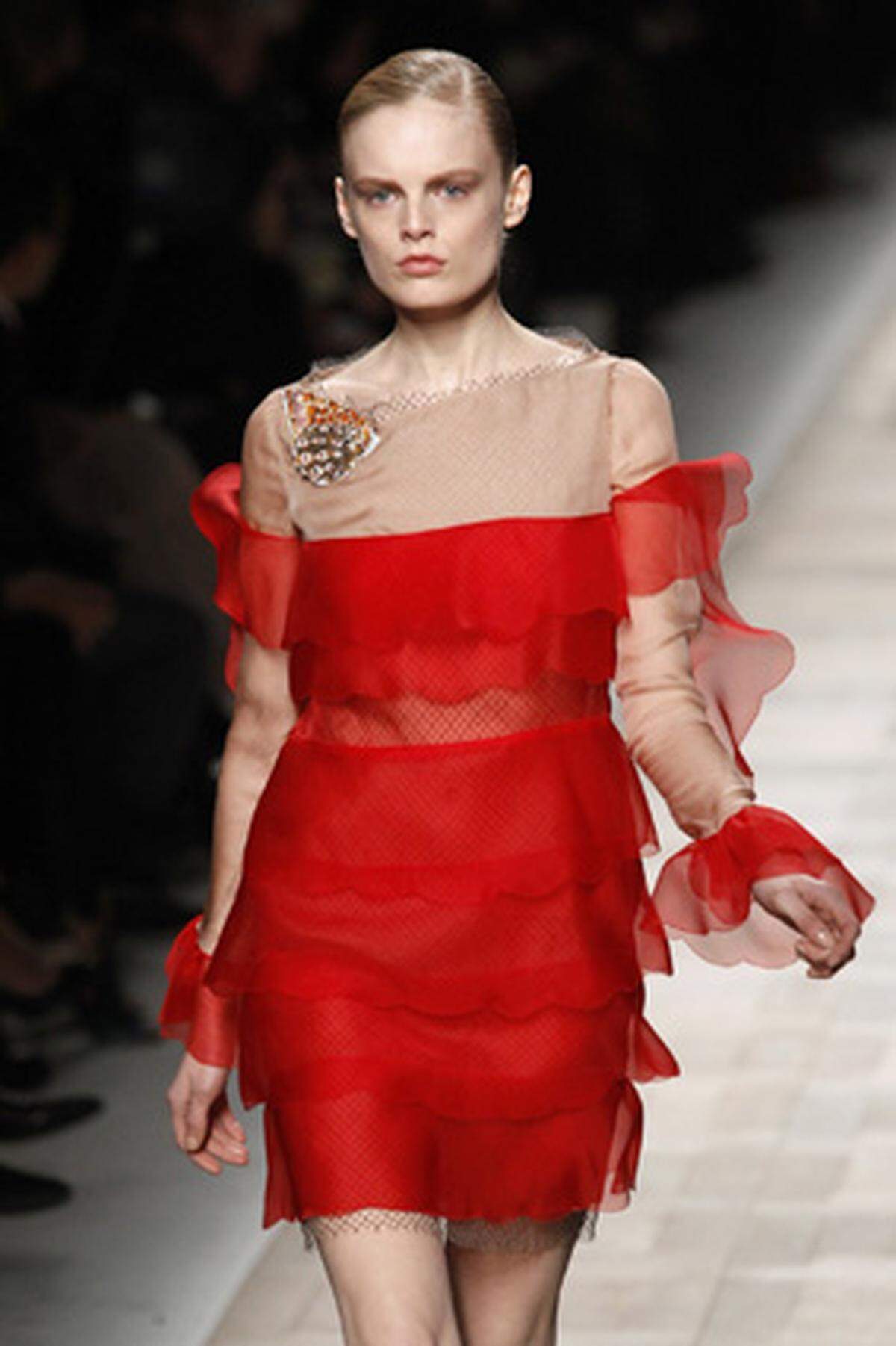 Valentino: Paris. HW 10/11