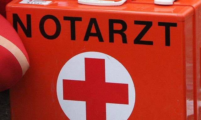 Oest. Rotes Kreuz im Einsatz, Notarztkoffer