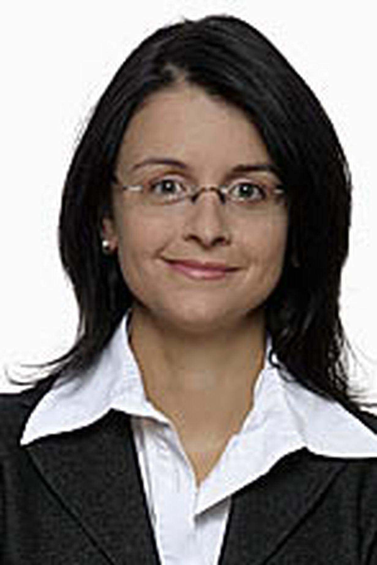 Rechtsanwältin Julia Hornsteiner verstärkt als Junior Partnerin das IP Team der renommierten internationalen Wirtschaftskanzlei Schönherr.