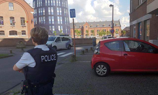 BELGIUM-ATTACK-POLICE