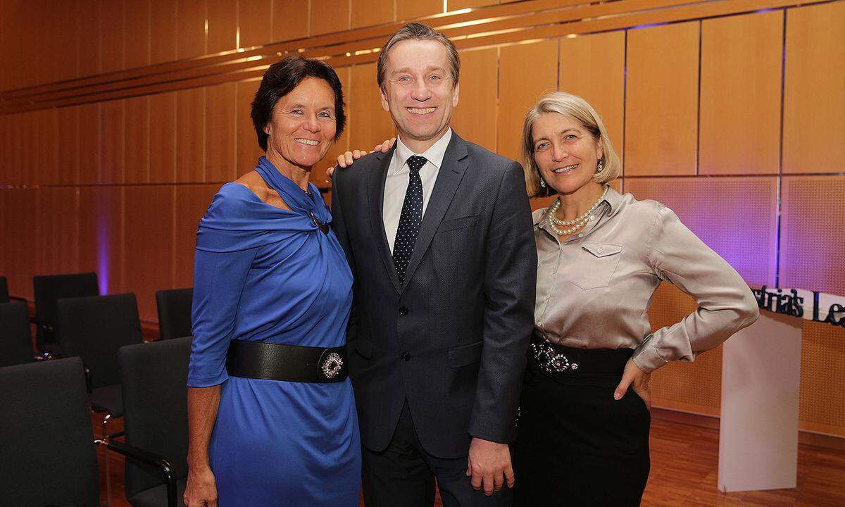 Die PwC-Partnerin Christine Catasta (l.), PwC-Partner Peter Hadl und PwC-Partnerin Birgit Pscheider.