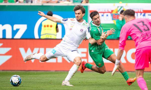 Thorsten Mahrer (l.) gegen Rapids Jonas Auer: Am Ende stand die Punkteteilung. 