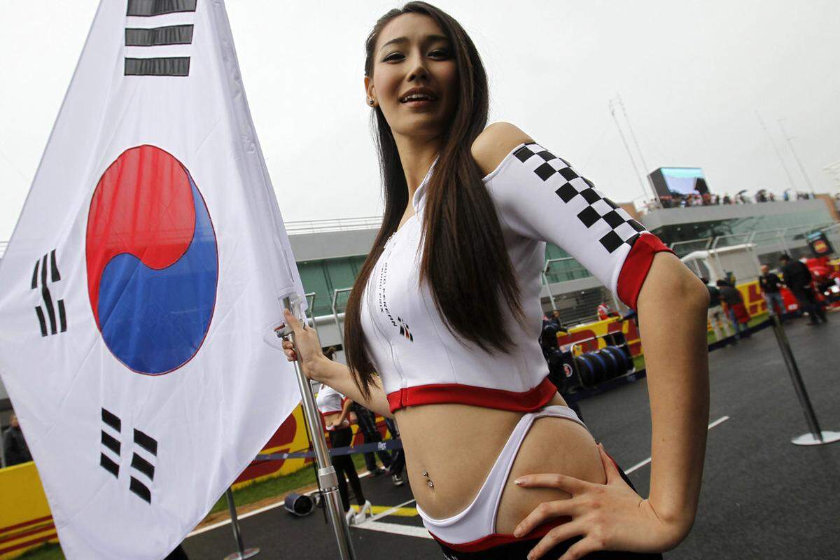 Mit einem besonderen Modegag, nämlich diesem Pseudo-String-Tanga machten die Grid Girls in Südkorea auf sich aufmerksam.