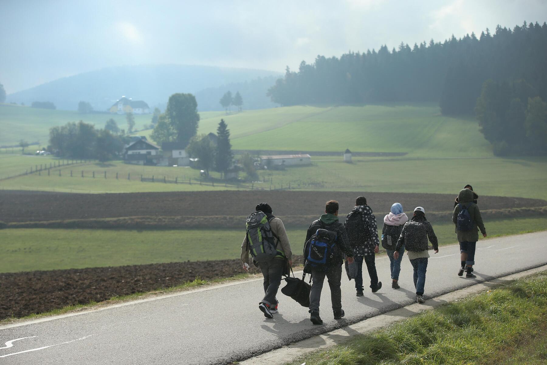 EU tightens rules: Police should be allowed to locate illegal migrants in private homes