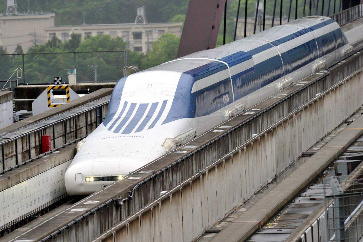 Es wird erwartet, dass der Zug im Normalbetrieb mit einer Höchstgeschwindigkeit von 500 Stundenkilometer fahren wird.
