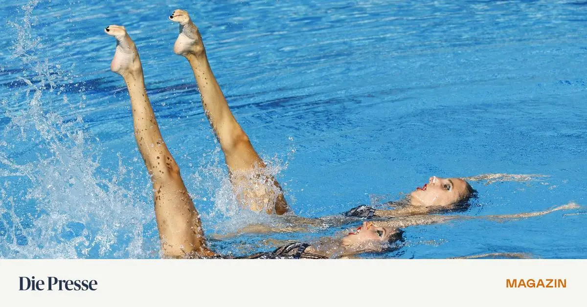 Alexandri-Schwestern-Drei-die-im-Wasser-tanzen-premium-
