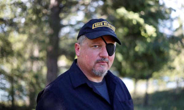 Stewart Rhodes, Gründer der Oath Keepers, rief zur „Rebellion“ und zum „blutigen Bürgerkrieg“ auf.